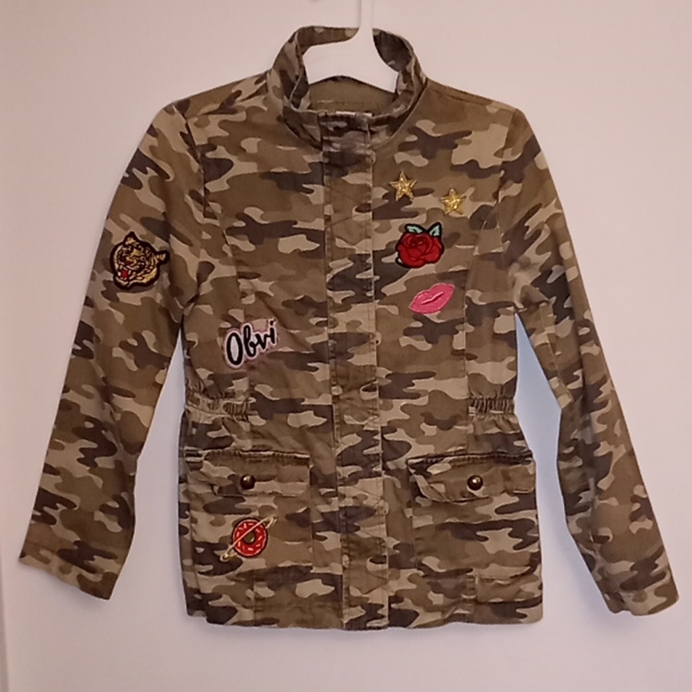 Camo Girl's Spring Jacket w/Patches Size Large 10/12